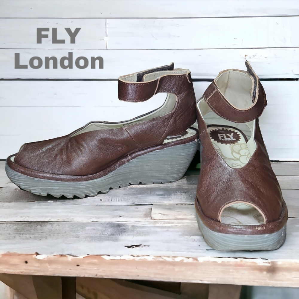 FLY London Yala Leather Wedge Sandals
